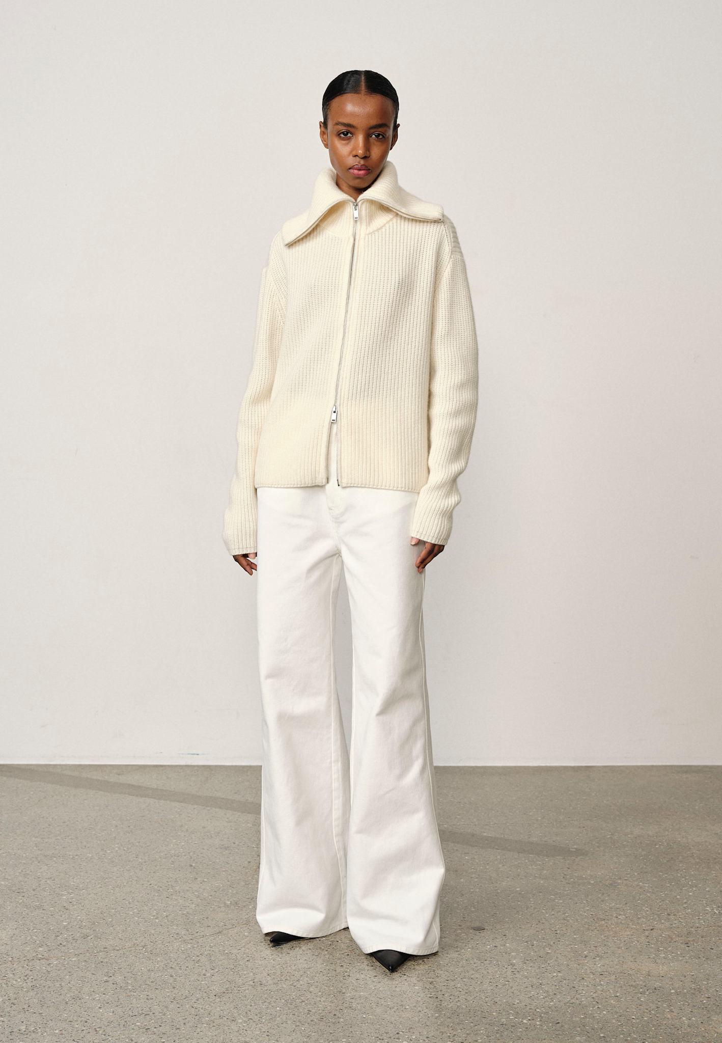 ◆Attends◆ Archie Punching Cardigan White 0006 Archie Cashmere Blend Cardigan - Off White – Herskind Official