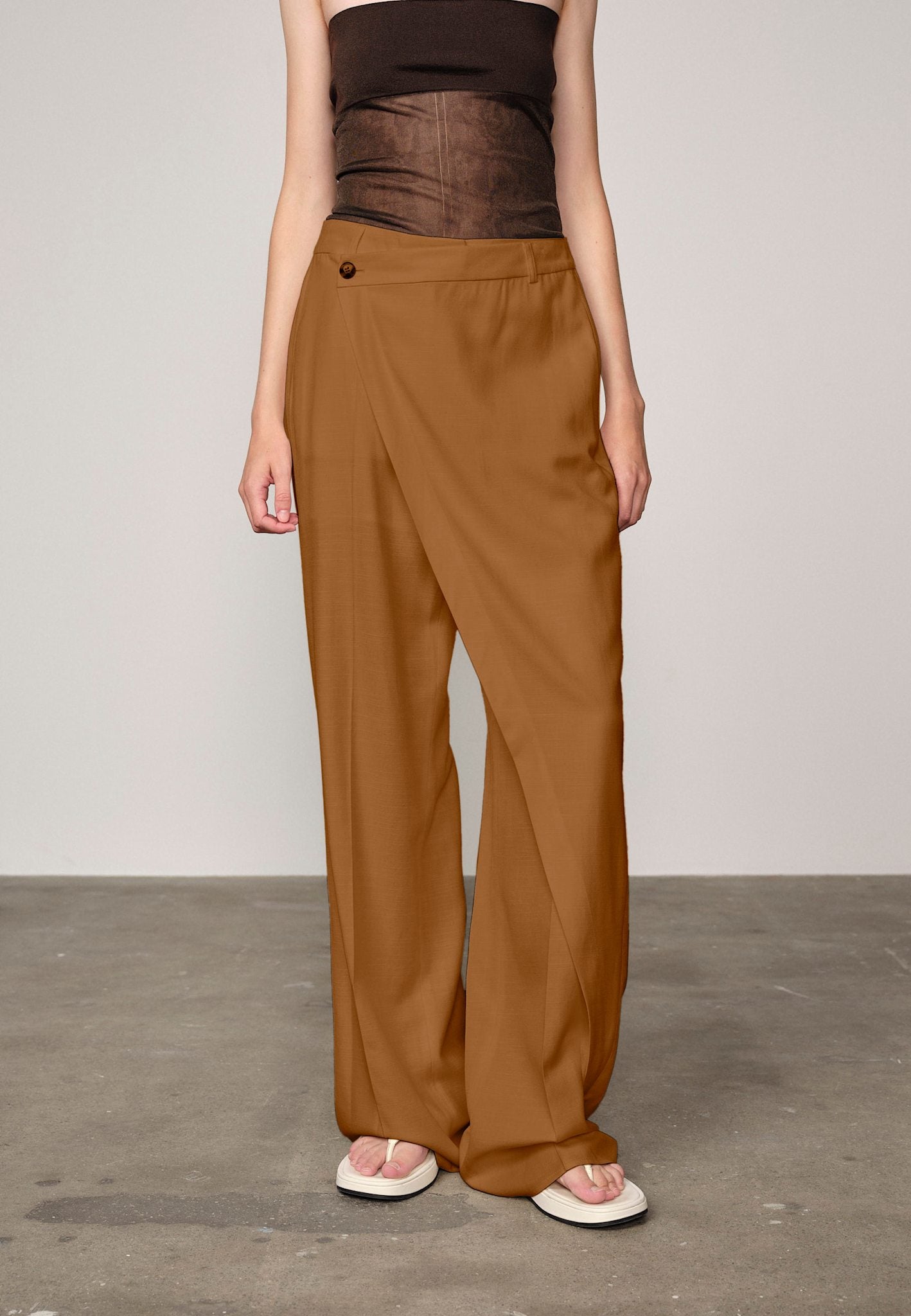 Alina Midt Waist Pants - Toffee – Herskind Official