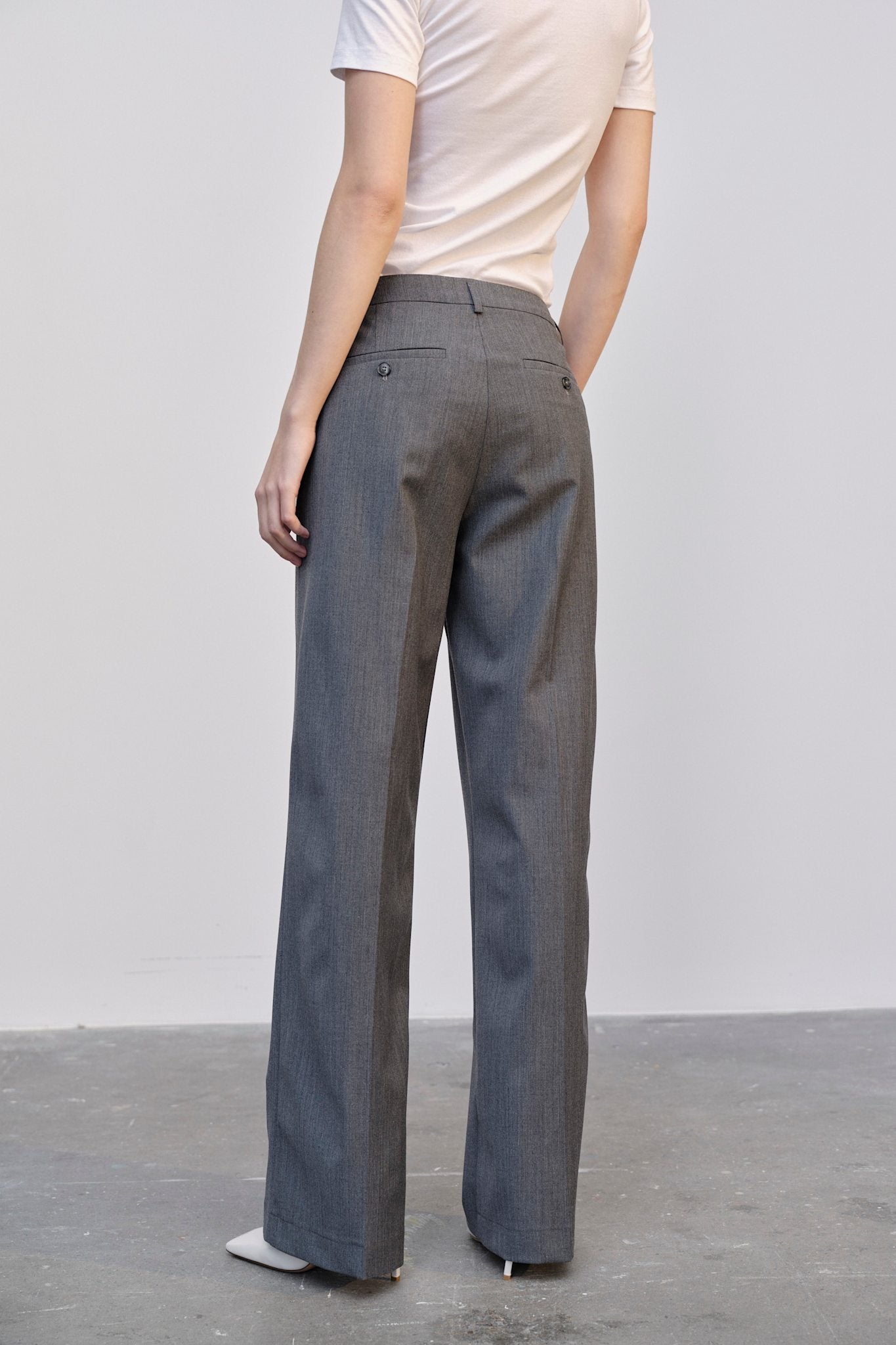 お値下げしましたderes Hazel/stem pants dark gray Grey Novena Woven Pants