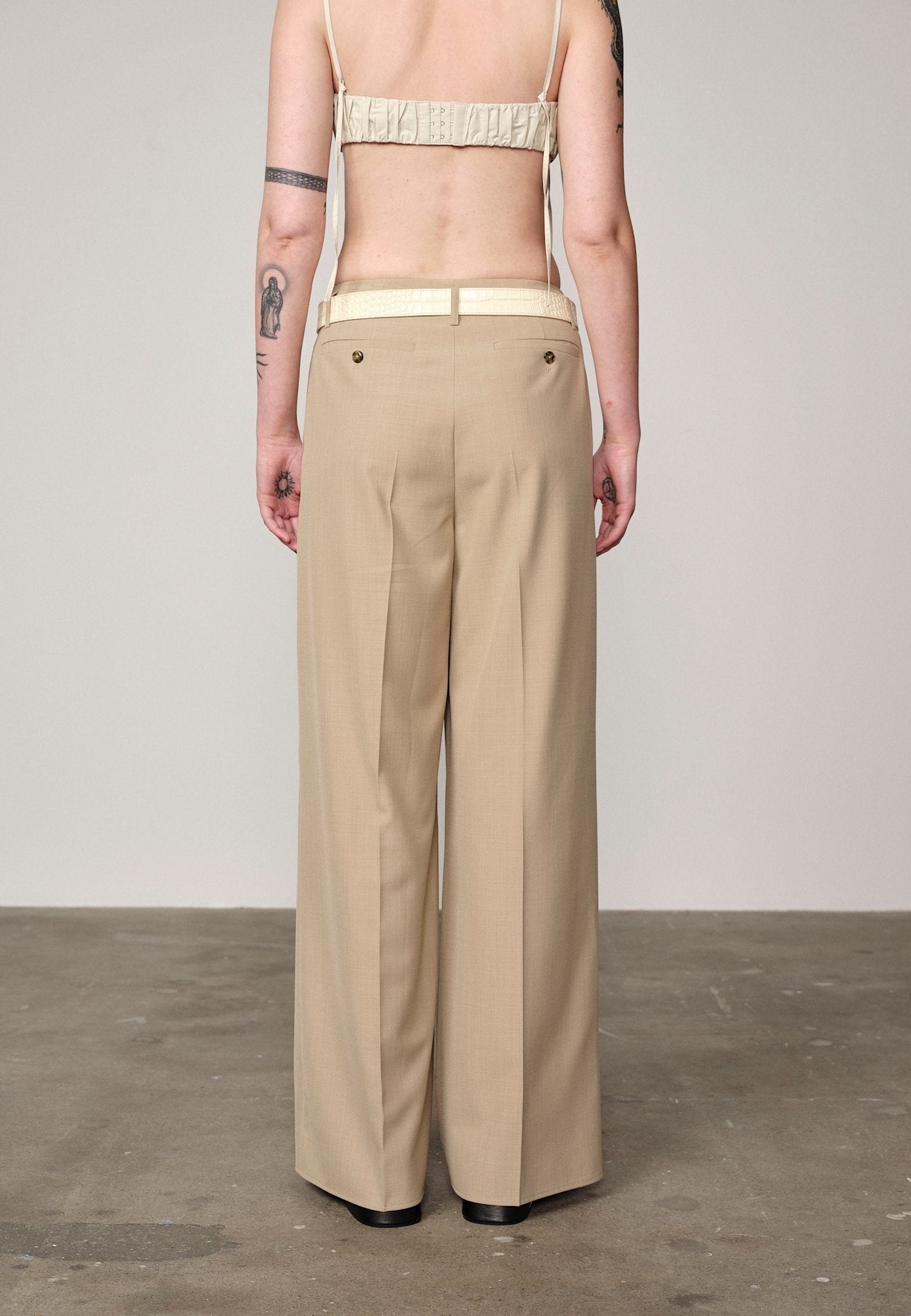 Felicia Midt Waist Pants - Sand – Herskind Official
