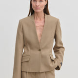 Higgins Fitted Blazer