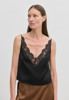 Filippa Top black lace V-neck camisole with thin straps.
