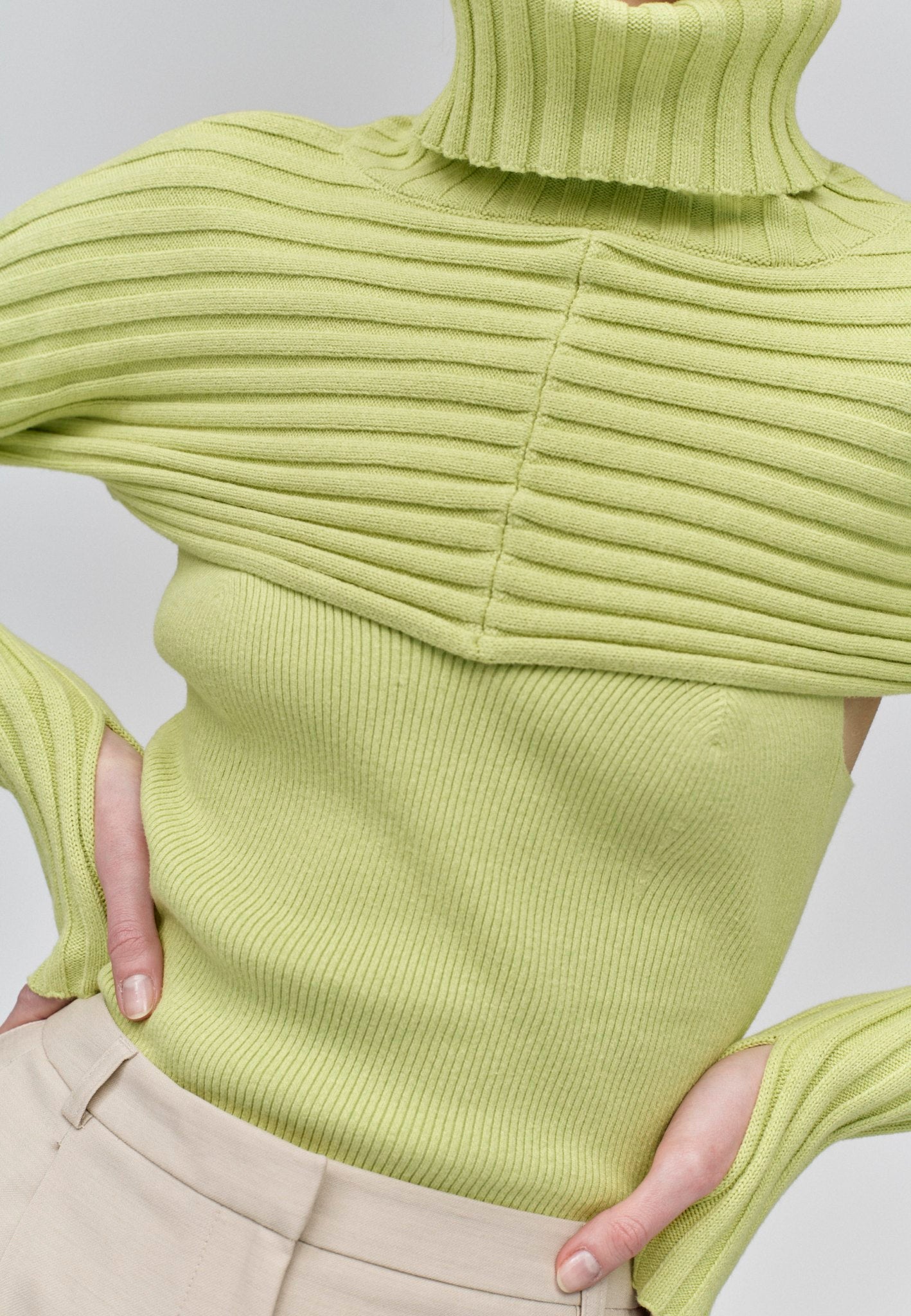 Nynne Turtleneck belero - Pale Jade