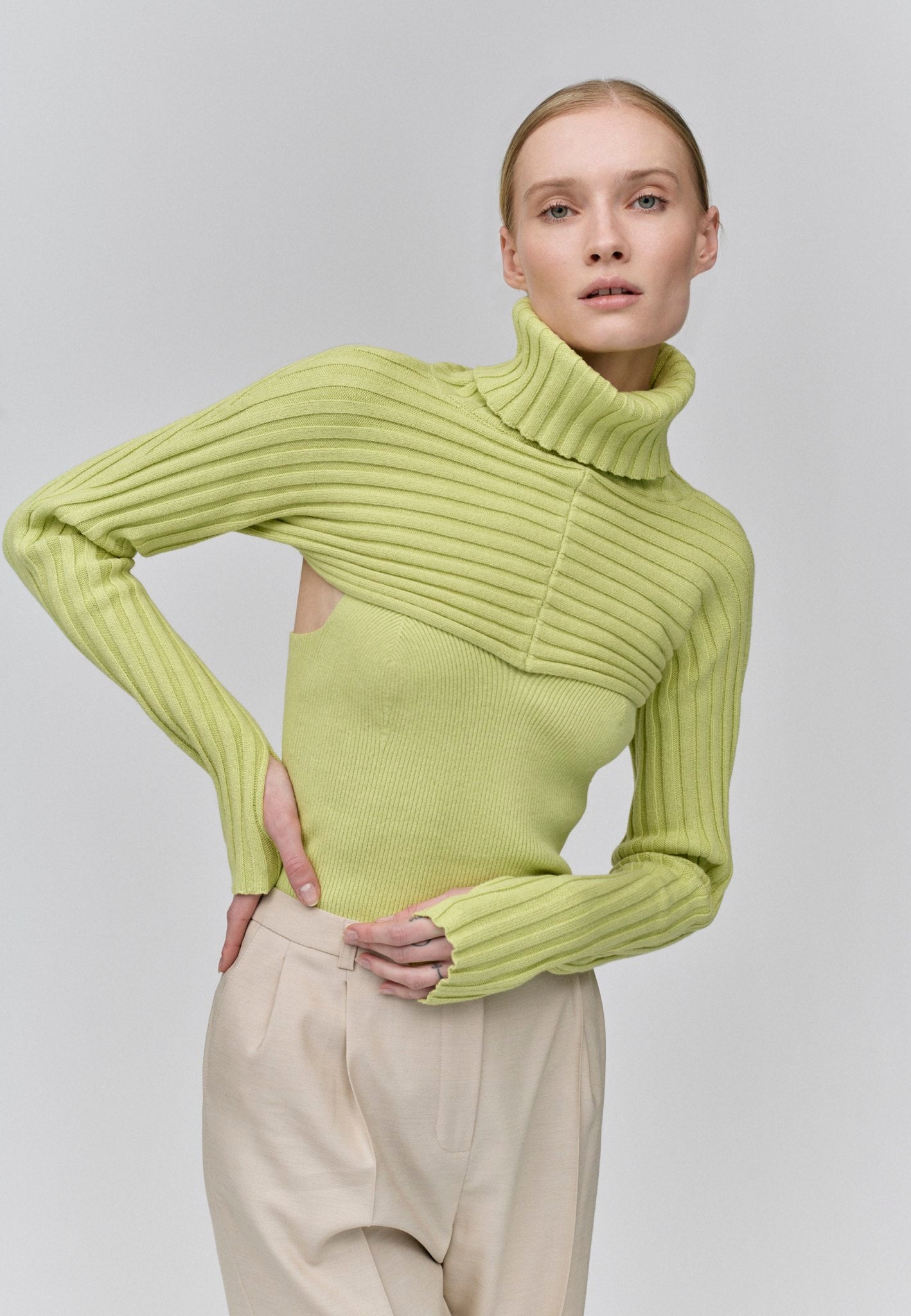 Nynne Turtleneck belero - Pale Jade