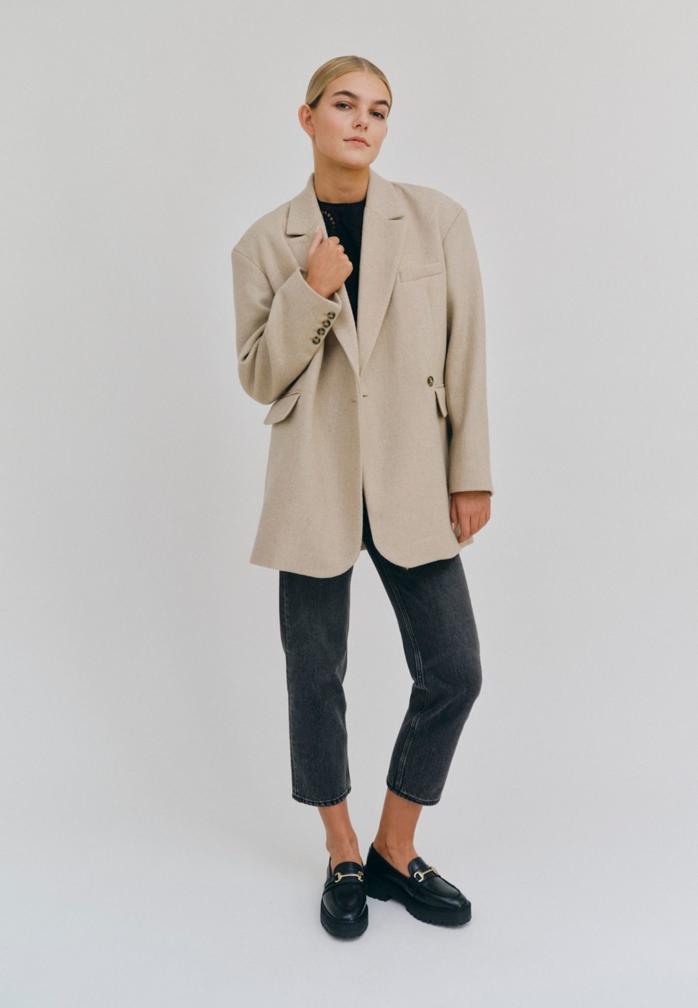 Wilma Blazer Jacket - Sand – Herskind Official Wilma Blazer Jacket - Sand – Herskind Official