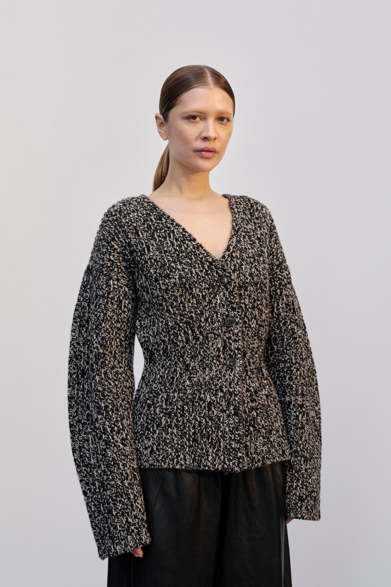 Strickjacke Sabina – Salt & Pepper (HW)