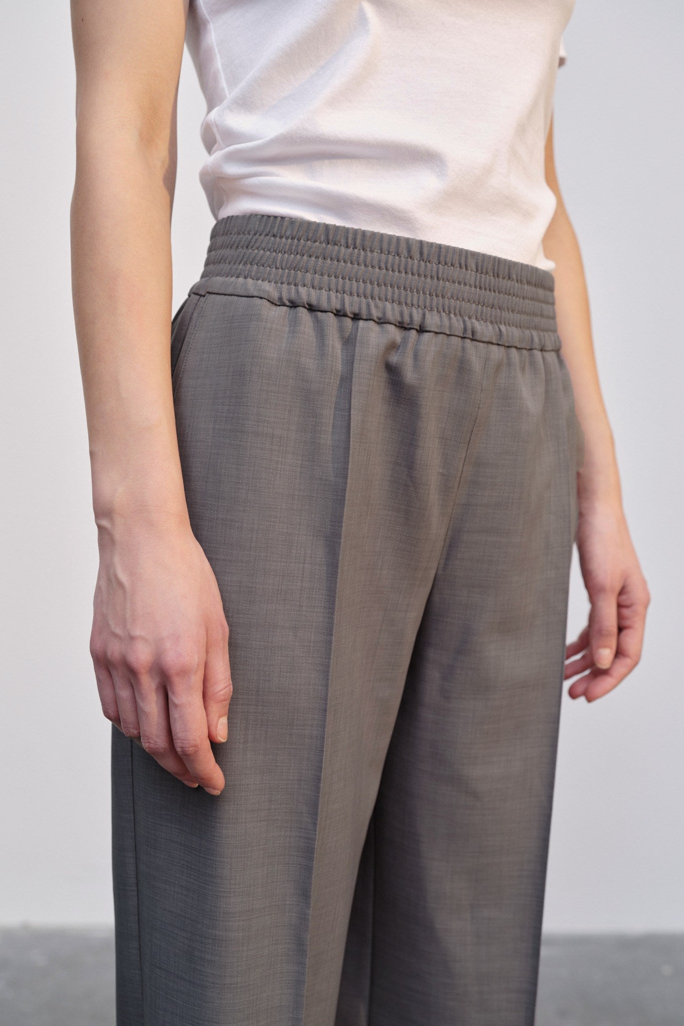 パンツ PINKO Woman Pants Grey 104008A15M I76 Pinky Pants - Light Grey – Herskind Official